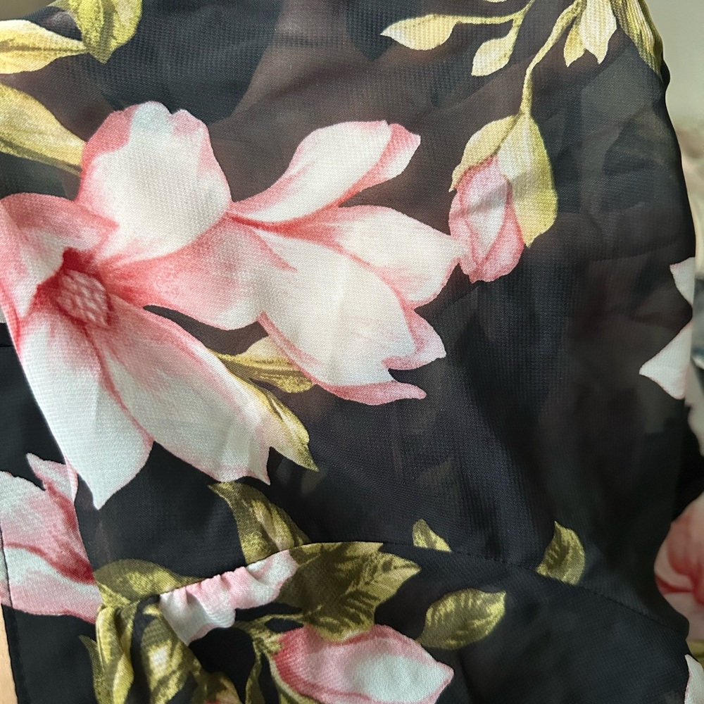 Black and Pink Long Sleeve V-Neck Sundress - Picture 12 of 15